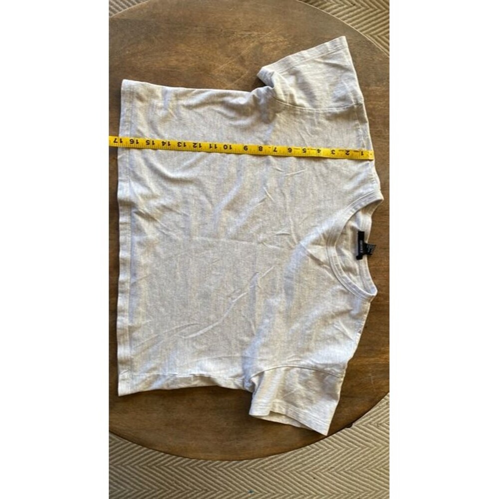 Forever 21 | Boxy Crop T-Shirt | Light Gray | Short Sleeve Cotton | Size Small